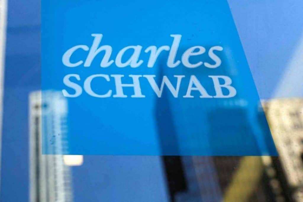 Discover the Truth About Charles Schwab 2024 - Fees, Flaws & Top Benefits Revealed